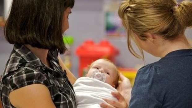 Supporting young parents in Australia